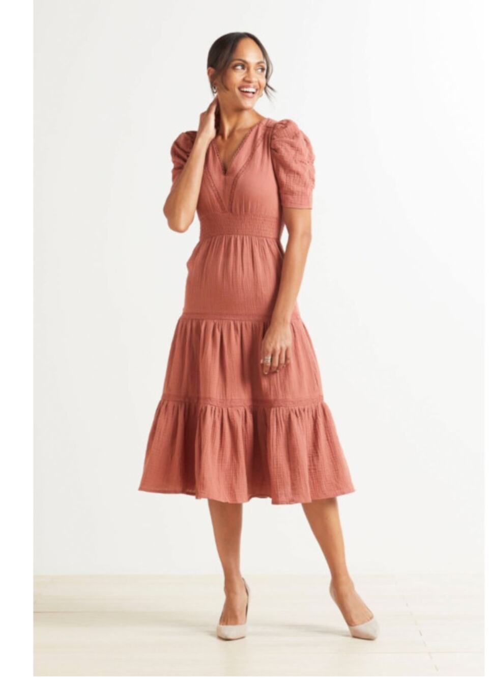 Evereve NWT BB Dakota Say A Prairie Midi Tiered Puff Sleeve V Neck Dress // M